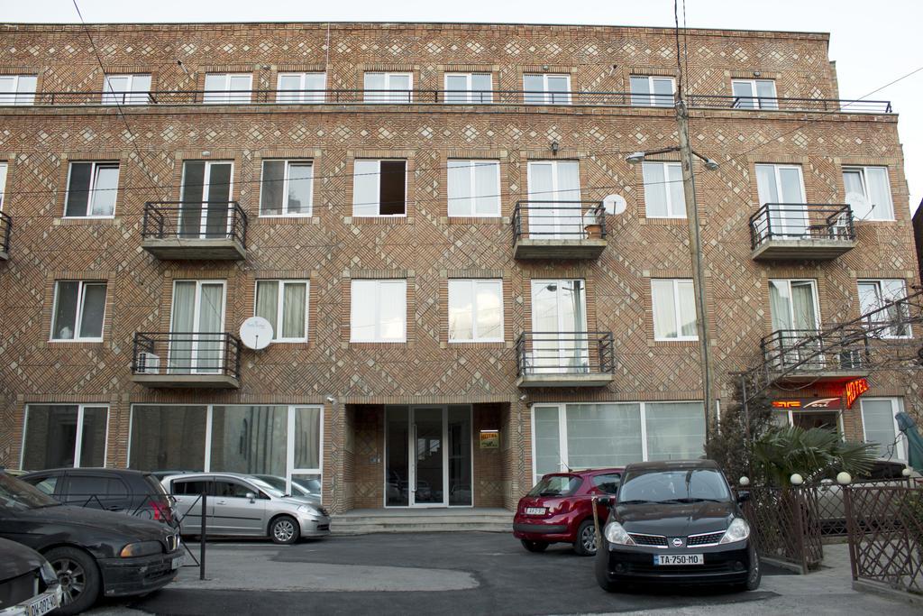 טביליסי Hotel Feri מראה חיצוני תמונה